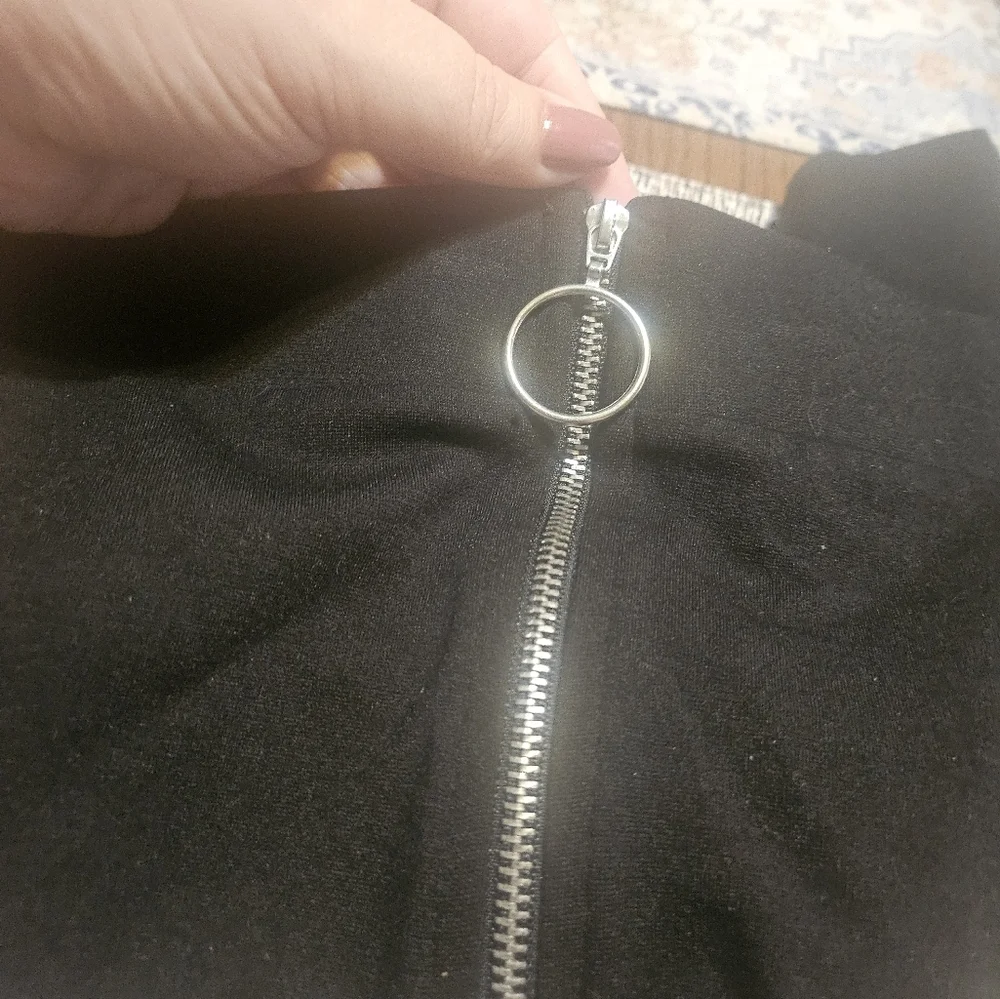 Forever 21 black elastic